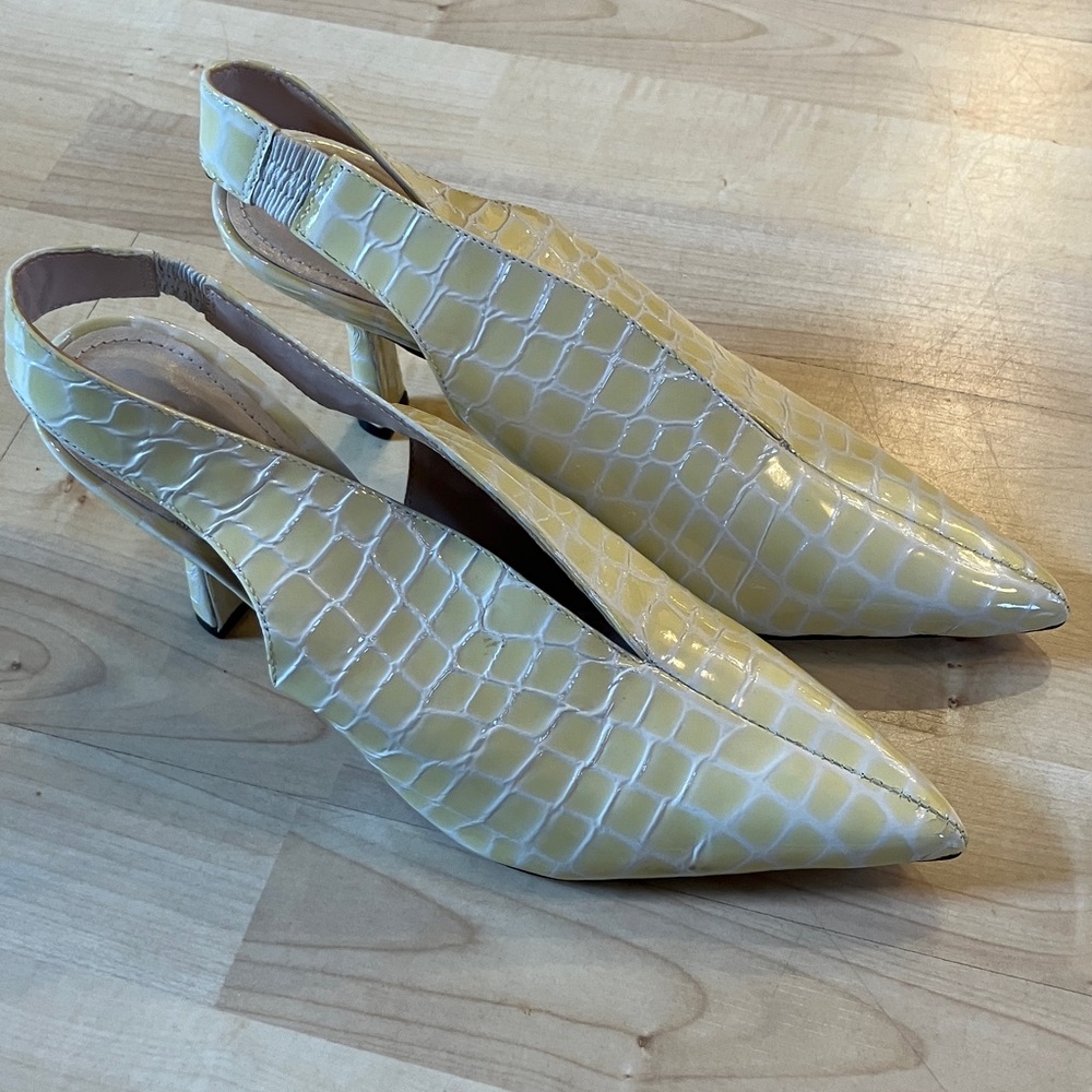 SCHUTZ Light Yellow Slingback Heels 7.5B